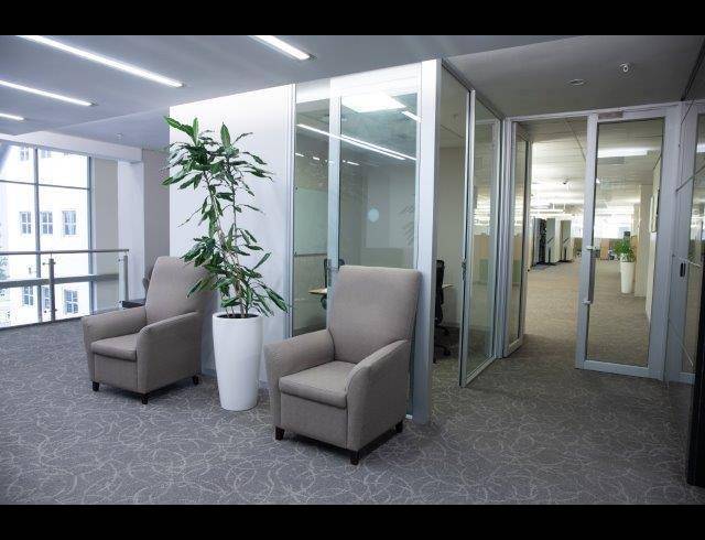 22,824M² BUILDING FOR SALE IN CONSTANTIA KLOOF